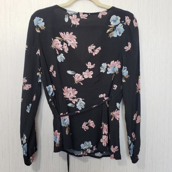 Springfield true wrap floral print v-neck with eyelash lace trim blouse size 6 - Picture 3 of 12